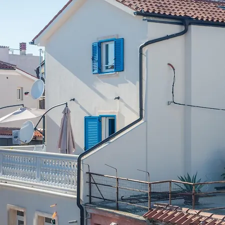 Cro Adria Apartment *