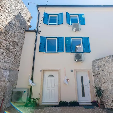 Apartment Cro Adria *